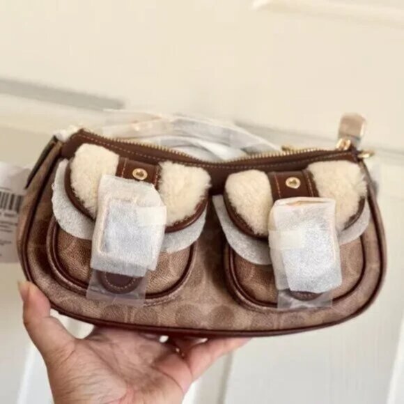 Coach Handbags - Coach Ashton Bag In Signature Denim